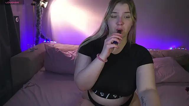 Try the thrill of flirt babes with our cam hosts, featuring unclothed wildness while getting naked and playing with their favored sex toys.