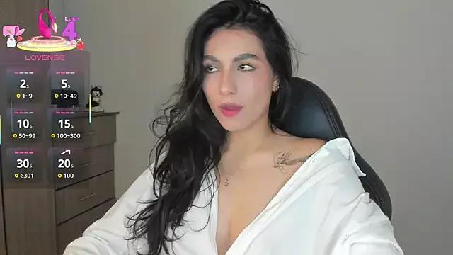 Dahian-peach from StripChat is Freechat