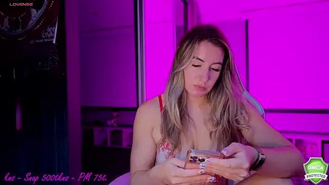Try the thrill of flirt babes with our cam hosts, featuring unclothed wildness while getting naked and playing with their favored sex toys.