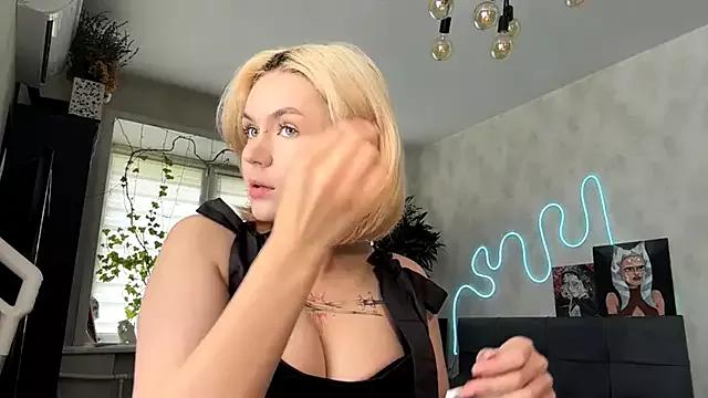 Try the thrill of flirt babes with our cam hosts, featuring unclothed wildness while getting naked and playing with their favored sex toys.