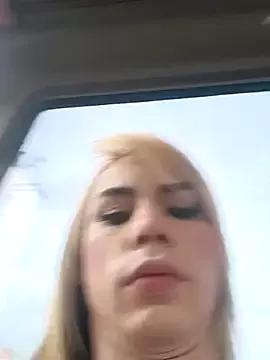 Daliana_Gounbolt from StripChat is Freechat