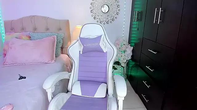 Try the thrill of flirt babes with our cam hosts, featuring unclothed wildness while getting naked and playing with their favored sex toys.