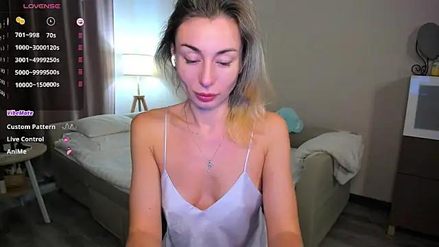 DannaEvan from StripChat