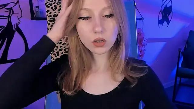 DariaTate from StripChat is Freechat