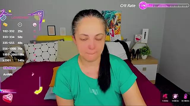 DarlingMilf from StripChat is Freechat