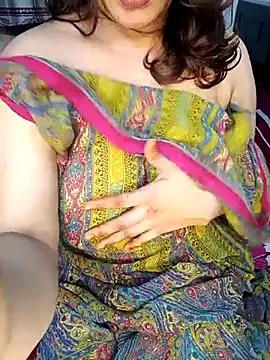 Dayna-36 from StripChat is Freechat