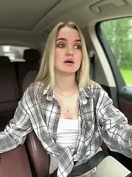 Devill_Angel_ from StripChat is Freechat