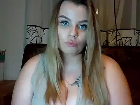DianaFlirty from StripChat is Freechat