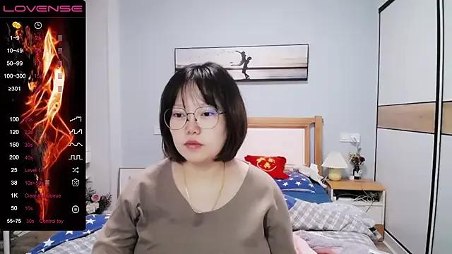 DianaYz from StripChat is Freechat