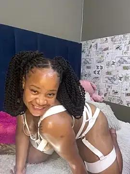 Dirtydaisyxx25 from StripChat is Freechat