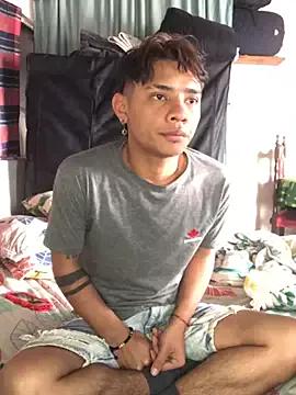dirtyshowx2 from StripChat is Freechat