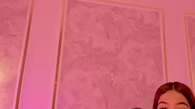 doll_eyees_ from StripChat is Freechat