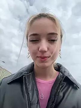DollyTall from StripChat is Freechat