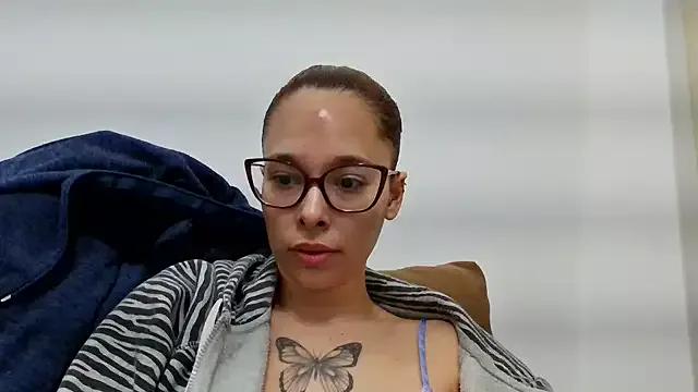 dominamoon_ from StripChat is Freechat