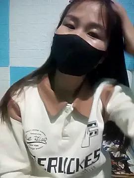 Donatella28 from StripChat is Freechat