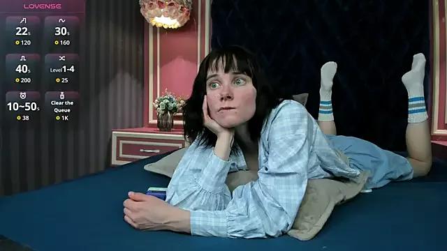 DoseOfDaisy from StripChat is Freechat