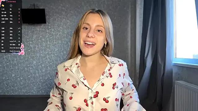 DreamyOlivia from StripChat is Freechat