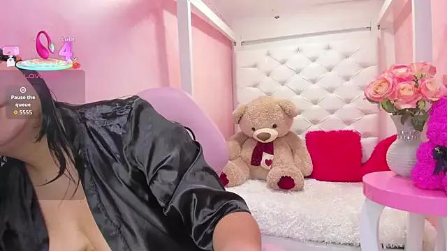 Try the thrill of flirt babes with our cam hosts, featuring unclothed wildness while getting naked and playing with their favored sex toys.