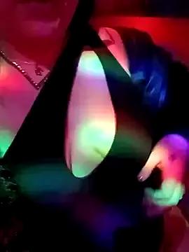Dulcedeanis from StripChat is Freechat