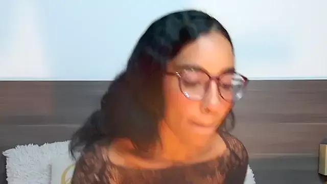 dulcetaylorss from StripChat is Freechat