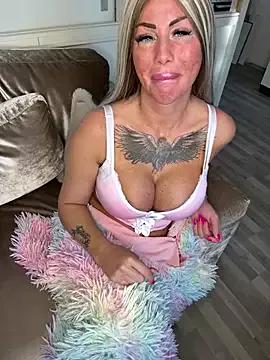 Try the thrill of flirt babes with our cam hosts, featuring unclothed wildness while getting naked and playing with their favored sex toys.