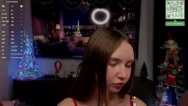 ElfredaTupy from StripChat is Freechat