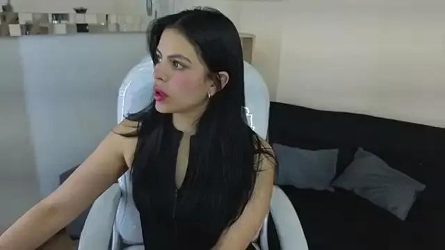 Eliie_Ruizz from StripChat is Freechat