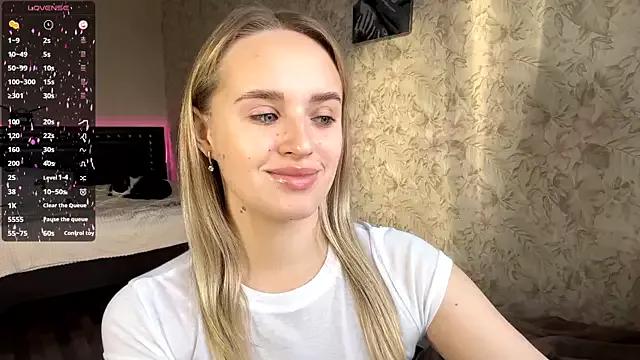 Try the thrill of flirt babes with our cam hosts, featuring unclothed wildness while getting naked and playing with their favored sex toys.