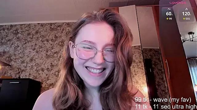 Photos of ElizaCole from StripChat is Freechat