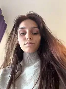 EllaBlowy from StripChat is Freechat