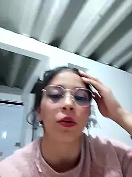 Eloisa_smith from StripChat is Freechat