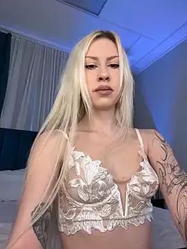 Elven_Elfie from StripChat is Freechat