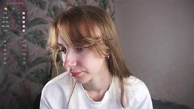 ElwineHigginson from StripChat is Freechat