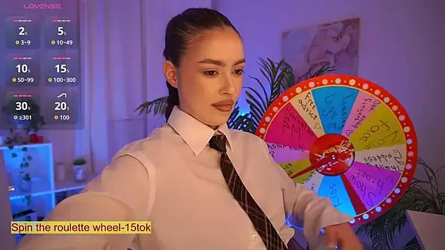 EmiliyaRoude from StripChat is Freechat