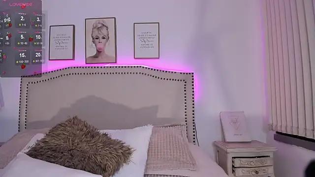 Try the thrill of flirt babes with our cam hosts, featuring unclothed wildness while getting naked and playing with their favored sex toys.
