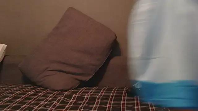 Emily_andre from StripChat is Freechat