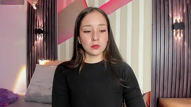 emily_layton from StripChat is Freechat