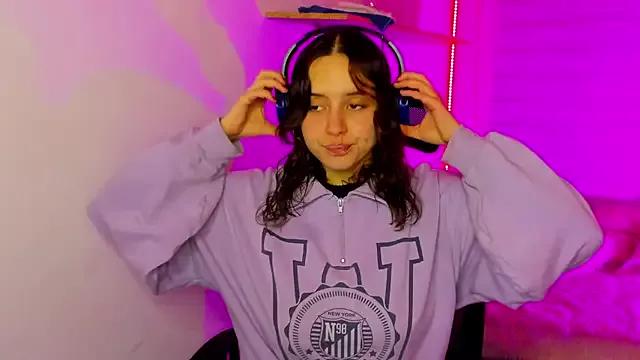 Try the thrill of flirt babes with our cam hosts, featuring unclothed wildness while getting naked and playing with their favored sex toys.