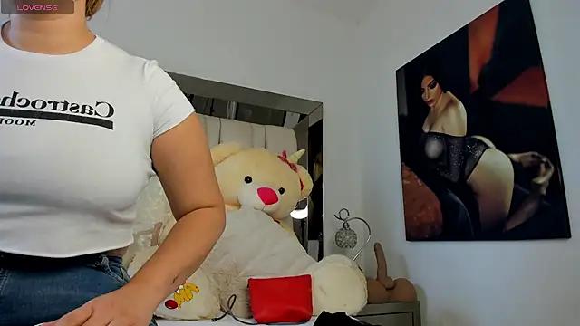 Try the thrill of flirt babes with our cam hosts, featuring unclothed wildness while getting naked and playing with their favored sex toys.