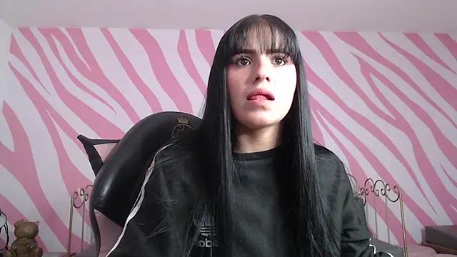 Emilyy_evans_ from StripChat is Freechat