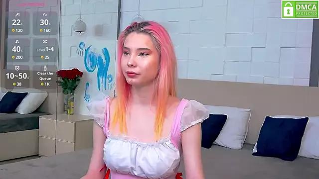 Emma_plux from StripChat is Freechat