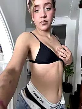 Emma_poison11 from StripChat is Freechat