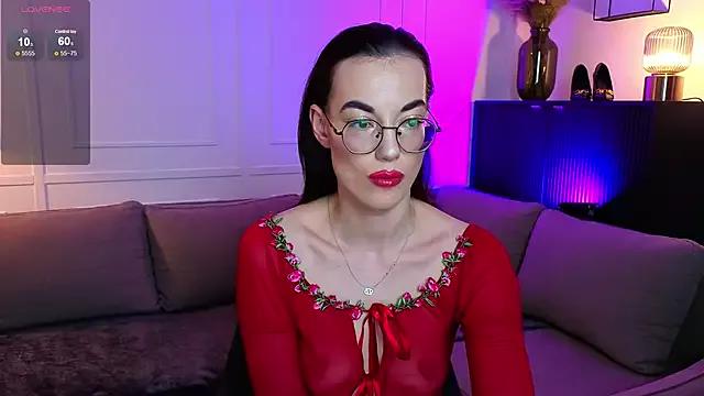 EmmaJakson from StripChat is Freechat