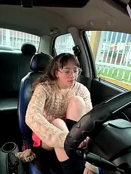 Engel_fire from StripChat is Freechat