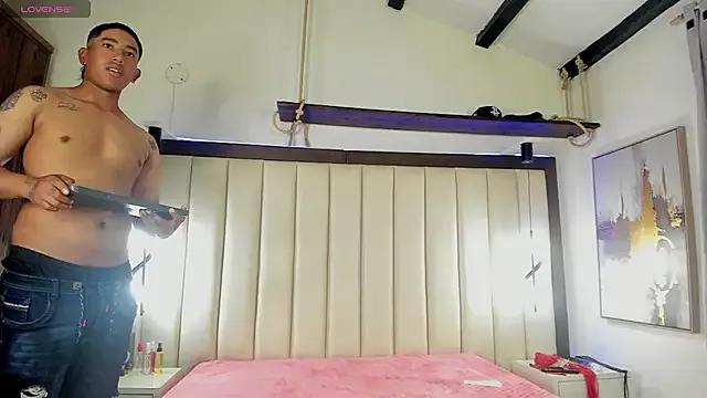 erotic_sins from StripChat is Freechat
