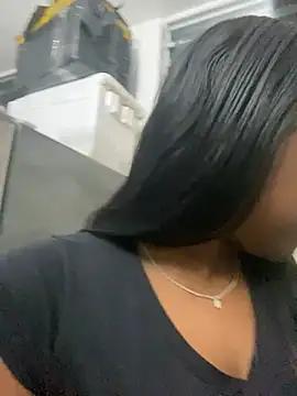 EscorpiLeoncita from StripChat is Freechat