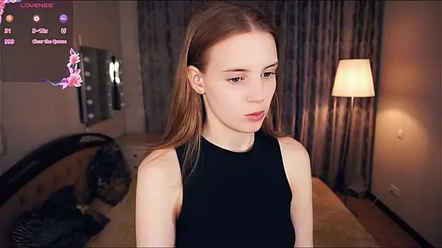 EsmeBuoy from StripChat