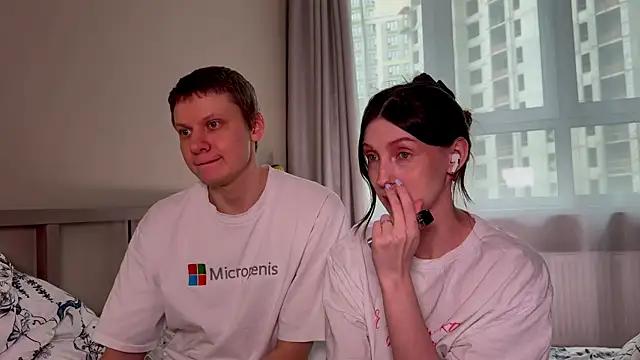 Try the thrill of flirt babes with our cam hosts, featuring unclothed wildness while getting naked and playing with their favored sex toys.