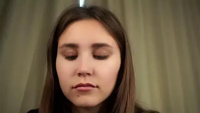 EthalFlowers from StripChat is Freechat