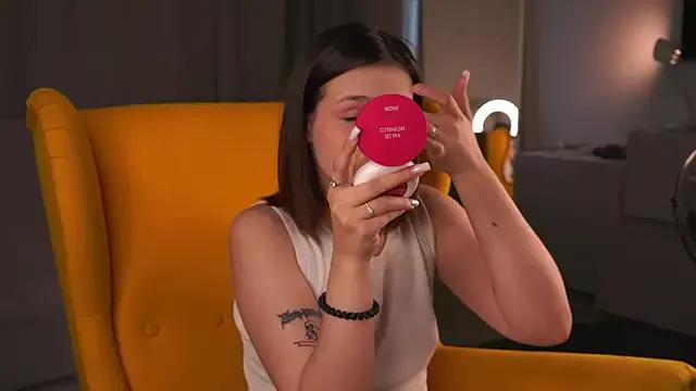 EthalGold from StripChat is Freechat